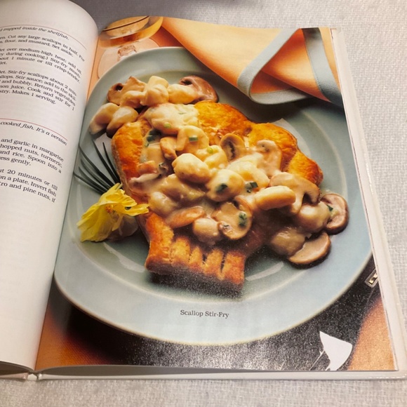 Vintage Better Homes & Gardens Cooking For One Cookbook Hardcover - Picture 8 of 10